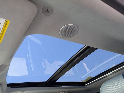 Used 2023 Ford F150 Limited image 17