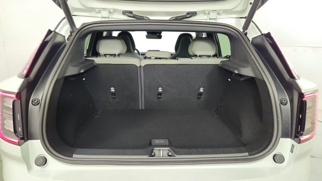 New 2026 Volvo EX30 Ultra w/ Protection Package AWD/4WD image 36
