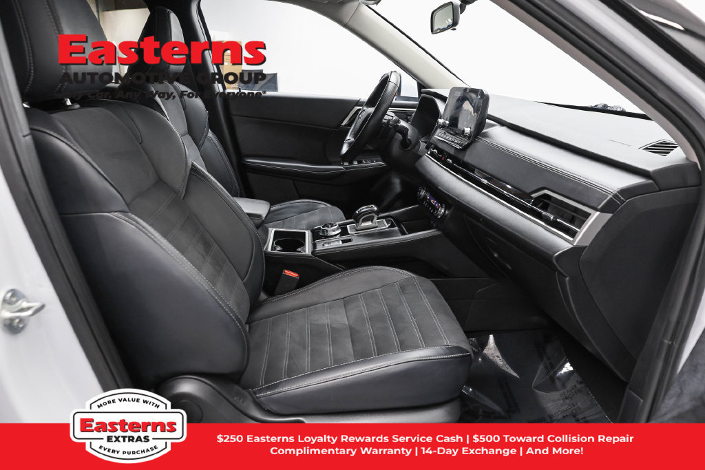 Used 2024 Mitsubishi Outlander SE FWD image 24