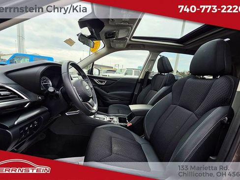 Used 2024 Subaru Forester Premium AWD/4WD image 23