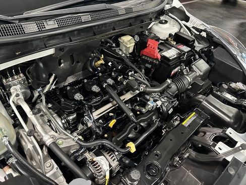Used 2020 Nissan Kicks SR w/ SR Premium Package FWD image 33