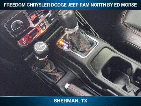 Used 2021 Jeep Wrangler Unlimited Rubicon AWD/4WD image 14