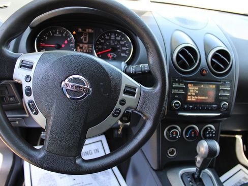 Used 2012 Nissan Rogue S w/ Special Edition Pkg FWD image 18