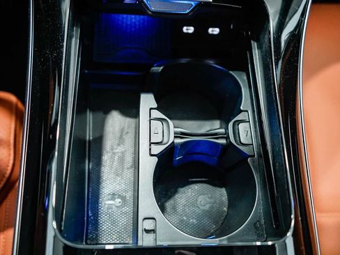 Used 2025 Mercedes-Benz C 300 Sedan image 22