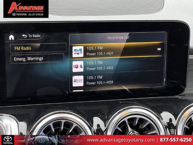 Used 2022 Mercedes-Benz GLB 35 AMG 4MATIC image 31