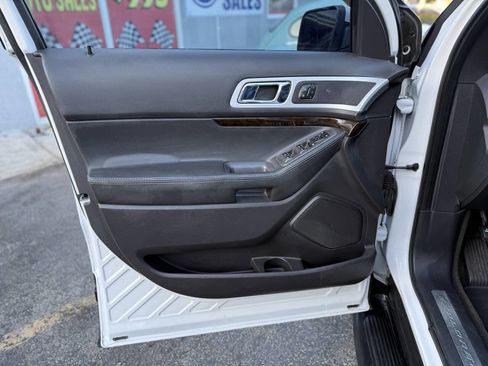 Used 2012 Ford Explorer Limited image 12
