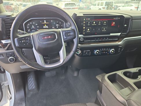 Used 2024 GMC Sierra 2500 SLE w/ SLE Convenience Package AWD/4WD image 27