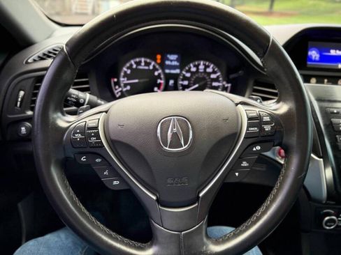 Used 2017 Acura ILX FWD image 18