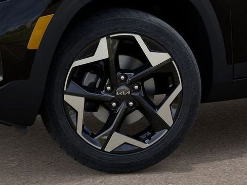 New 2026 Kia Seltos EX image 13