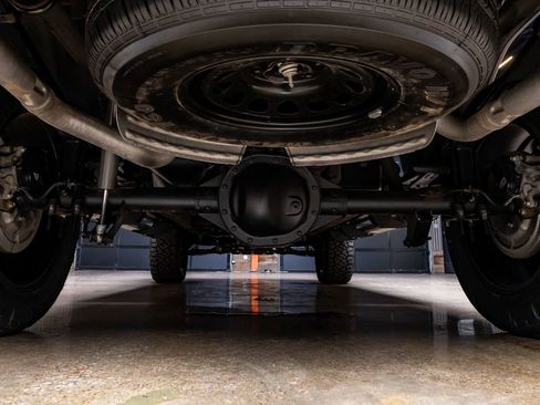 Used 2023 GMC Sierra 1500 Elevation w/ Preferred Package image 16