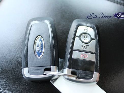 Used 2022 Ford Explorer XLT RWD image 19