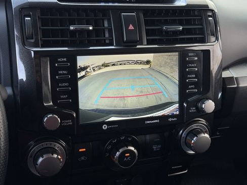 Used 2024 Toyota 4Runner TRD Off-Road Premium w/ Moonroof Package AWD/4WD image 18