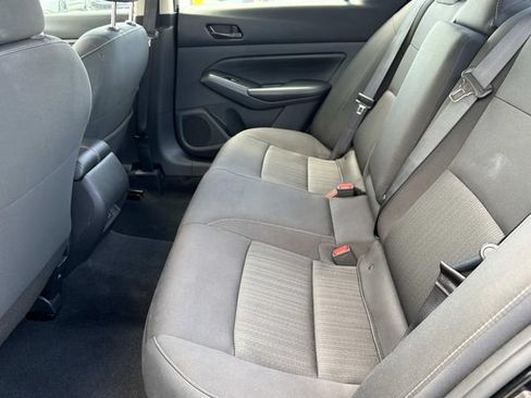 Used 2025 Nissan Altima 2.5 SV AWD/4WD image 17