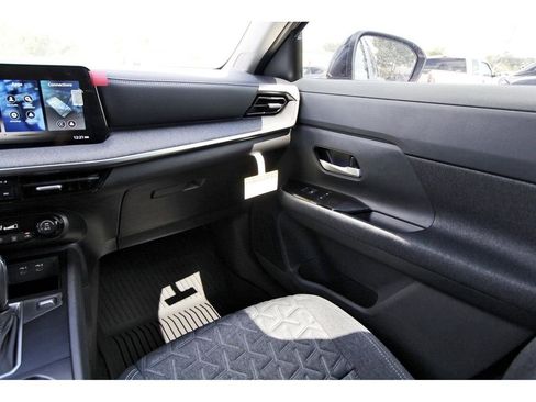 New 2026 Nissan Kicks SV w/ Charging Package FWD image 10