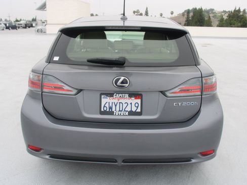 Used 2012 Lexus CT 200h Premium FWD image 4