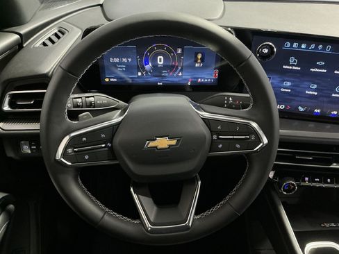 New 2026 Chevrolet Traverse LT FWD image 17