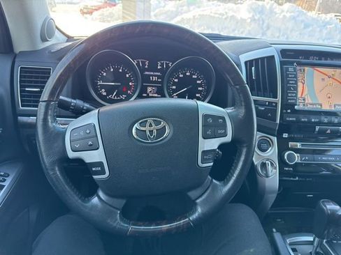 Used 2015 Toyota Land Cruiser w/ Preferred Accessory Package image 14