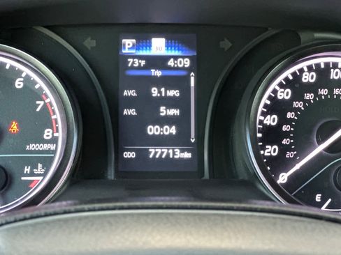 Used 2024 Toyota Camry SE FWD image 26