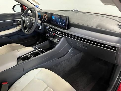 Used 2024 Hyundai Sonata SEL FWD image 11