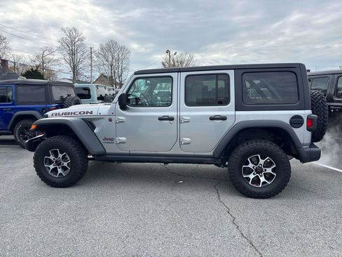 Certified 2020 Jeep Wrangler Unlimited Rubicon w/ Dual Top Group image 5
