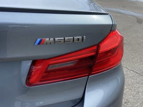 Used 2018 BMW M550i xDrive image 32