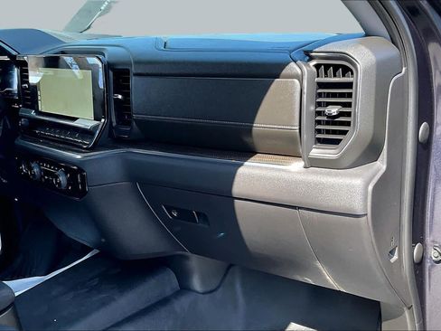 Used 2023 Chevrolet Silverado 1500 LT w/ Z71 Off-Road Package AWD/4WD image 17