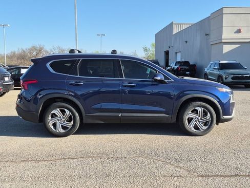 Used 2023 Hyundai Santa Fe SEL image 2