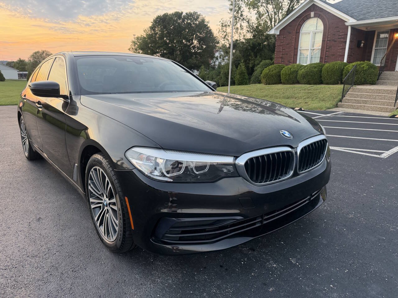 Used 2020 BMW 530i w/ Convenience Package RWD image 12