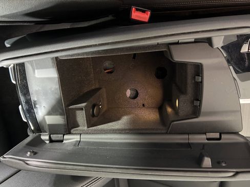 Used 2019 BMW 530e xDrive 530e xDrive iPerformance w/ Premium Package image 22