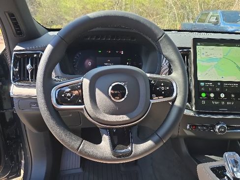 New 2026 Volvo XC90 T8 Ultra w/ Protection Package Premier AWD/4WD image 28