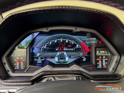 Used 2018 Lamborghini Aventador S AWD/4WD image 16