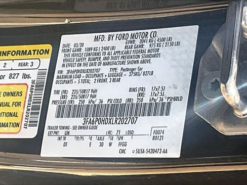 Used 2020 Ford Fusion SE FWD image 19