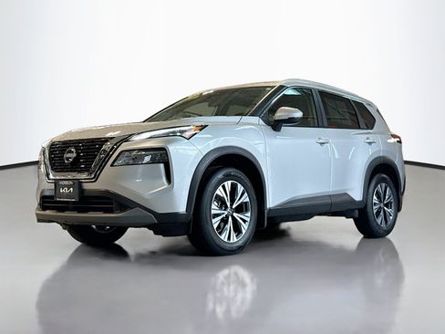 Used 2022 Nissan Rogue SV w/ SV Premium Package AWD/4WD image 12