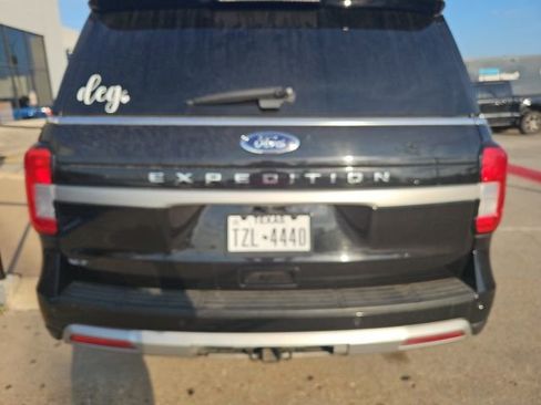 Used 2024 Ford Expedition XLT image 5
