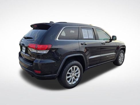 Used 2021 Jeep Grand Cherokee Laredo AWD/4WD image 3