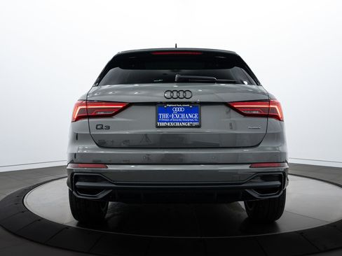 New 2025 Audi Q3 2.0T Premium image 17