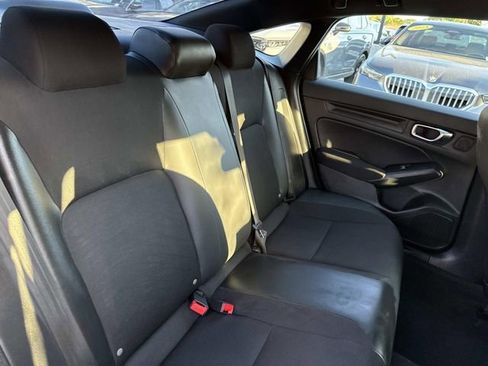 Used 2023 Honda Civic Sport image 9