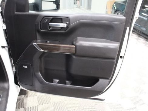 Used 2021 Chevrolet Silverado 1500 LT Trail Boss w/ Convenience Package II AWD/4WD image 23