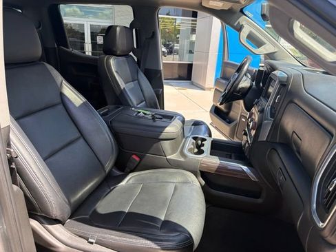Used 2022 Chevrolet Silverado 1500 LT Trail Boss w/ Convenience Package II AWD/4WD image 38