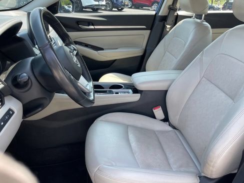 Certified 2023 Nissan Altima 2.5 SL AWD/4WD image 8