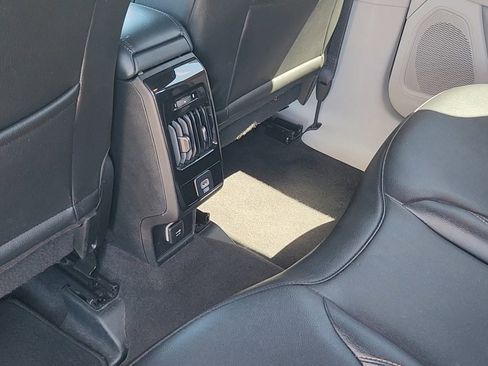 Used 2024 Jeep Compass Limited AWD/4WD image 17