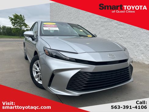 Certified 2026 Toyota Camry LE FWD image 1