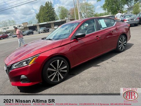 Used 2021 Nissan Altima 2.5 SR FWD image 7