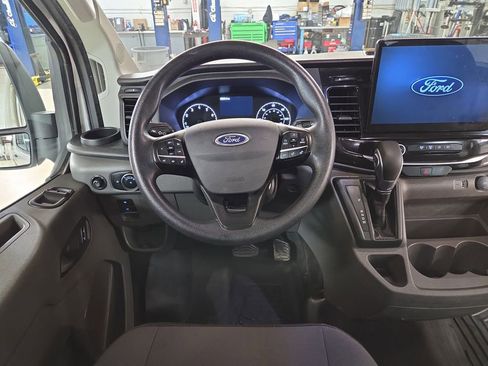Used 2023 Ford Transit 350 XLT image 14