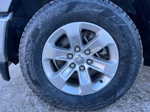 Used 2024 RAM 1500 Laramie image 10