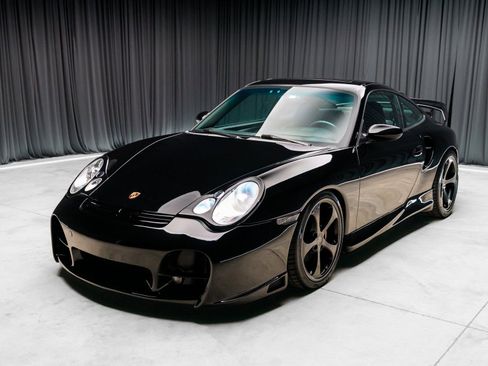 Used 2004 Porsche 911 Turbo image 21