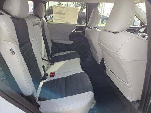 New 2026 Mitsubishi Outlander SE FWD image 22