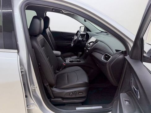 Used 2021 Chevrolet Equinox Premier AWD/4WD image 10
