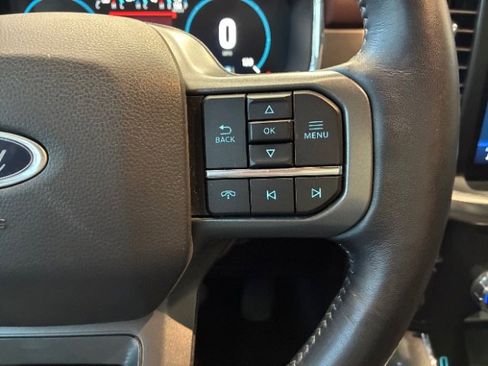 Used 2022 Ford F150 Lariat w/ Equipment Group 502A High image 19