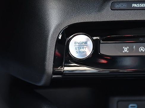 Used 2023 Ford Escape ST-Line w/ Tech Pack #1 AWD/4WD image 31